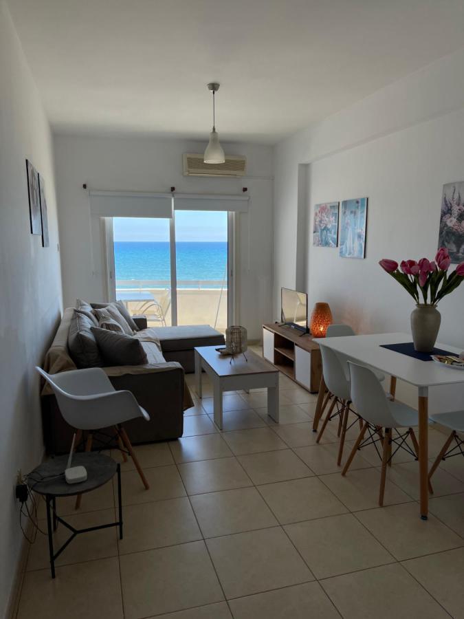 Alex Beach Apartment 31 Larnaca Exterior photo